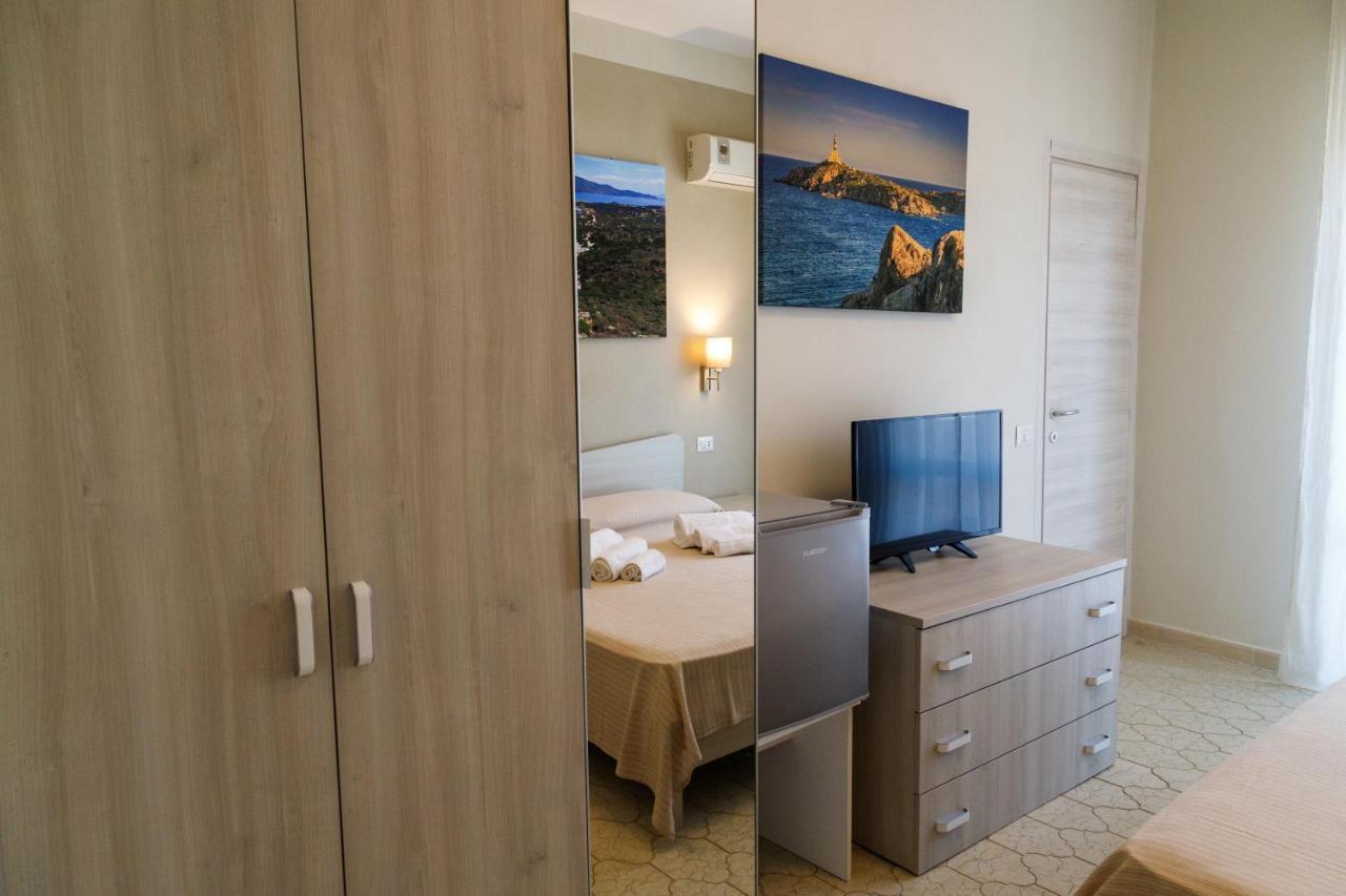 Casa Tacconi Bed & Breakfast Villasimius Exterior photo